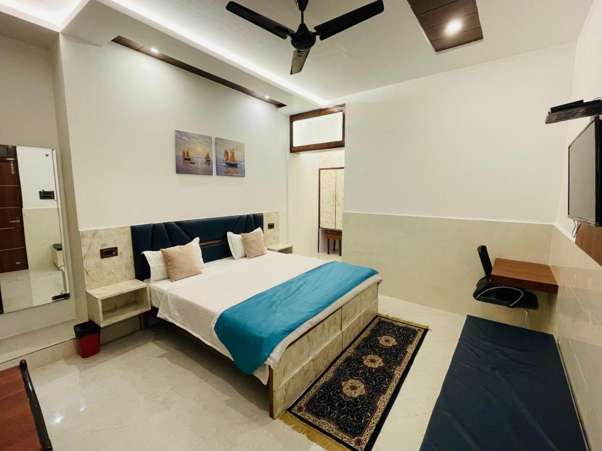 Hotel Dileep42 Lucknow Exterior foto