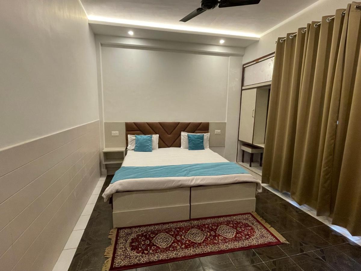 Hotel Dileep42 Lucknow Exterior foto